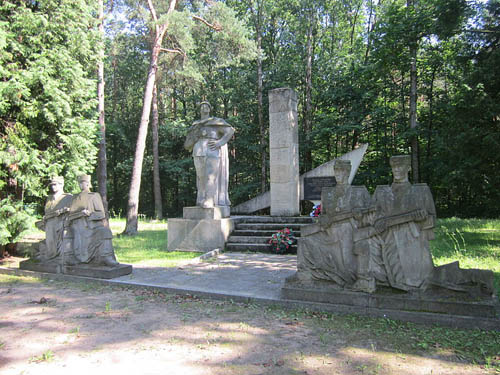 Sovjet Oorlogsbegraafplaats Białystok
