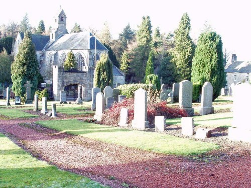 Commonwealth War Graves Mid Calder Cemetery