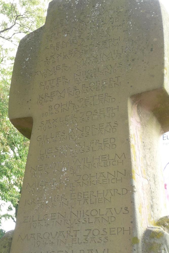 Oorlogsmonument Schalkenmehren #3