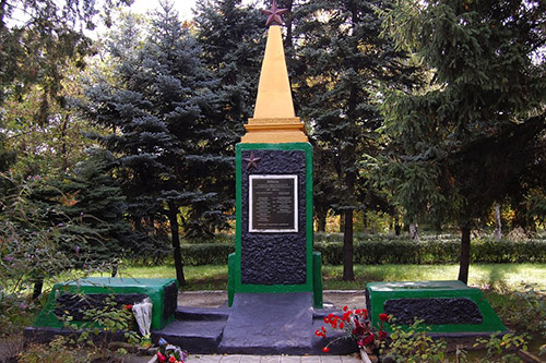 Mass Grave Soviet Soldiers Yunokomunarivsk