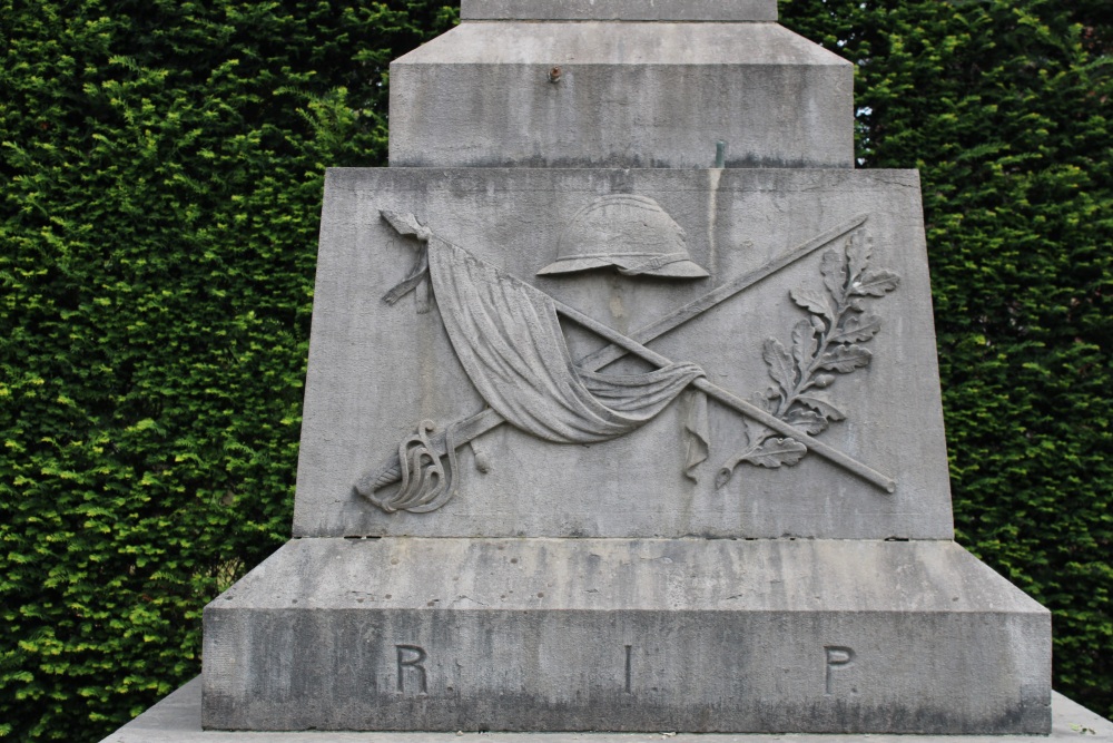 French Memorial 22 August 1918 Aiseau #2