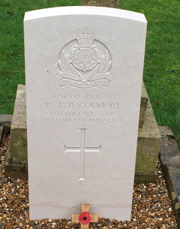 Commonwealth War Grave St. Mary Churchyard
