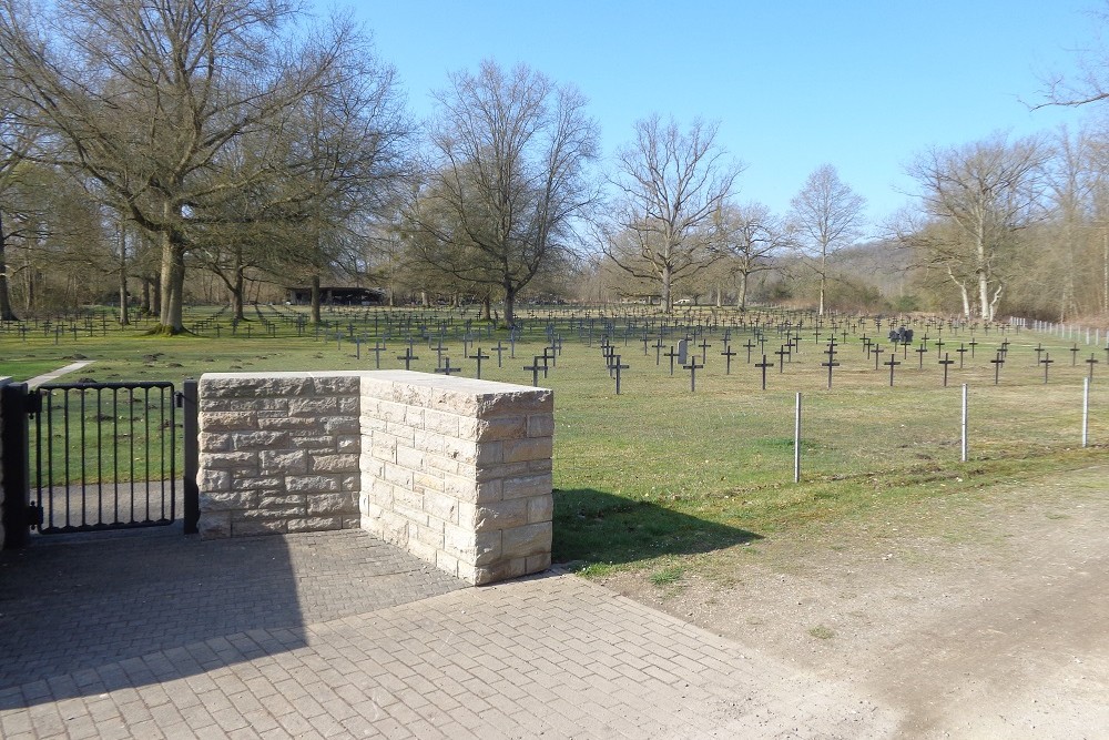 German War Cemetery Mons-en-Laonnois