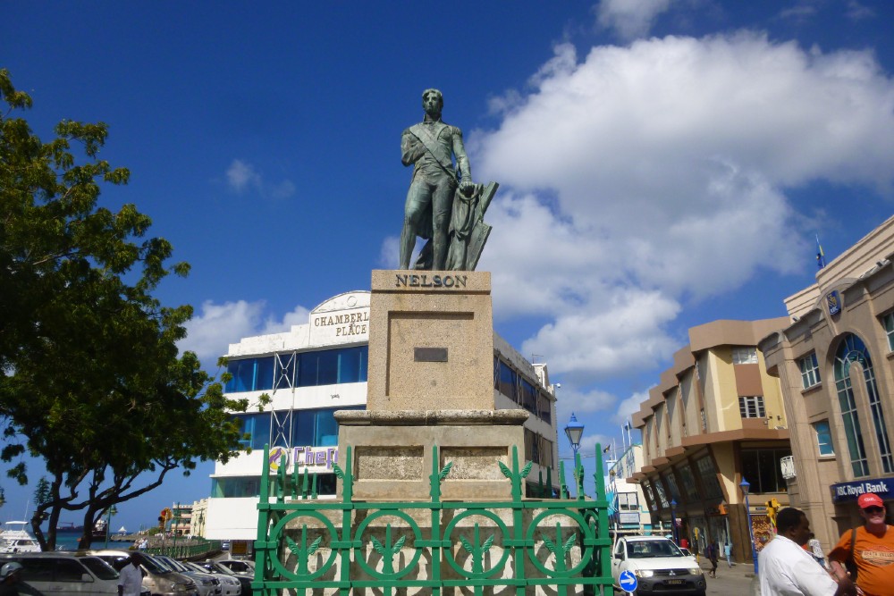 Statue Admiral Horatio Nelson