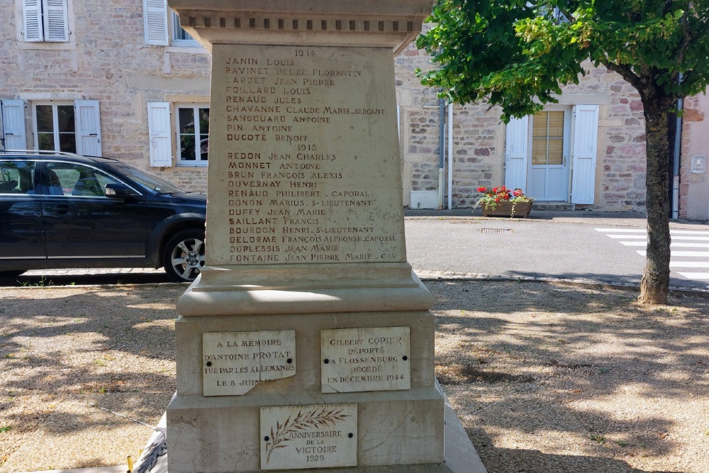 War Memorial Saint-Amour-Bellevue #4