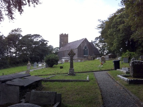 Commonwealth War Graves Ringcurran Church of Ireland Churchyard