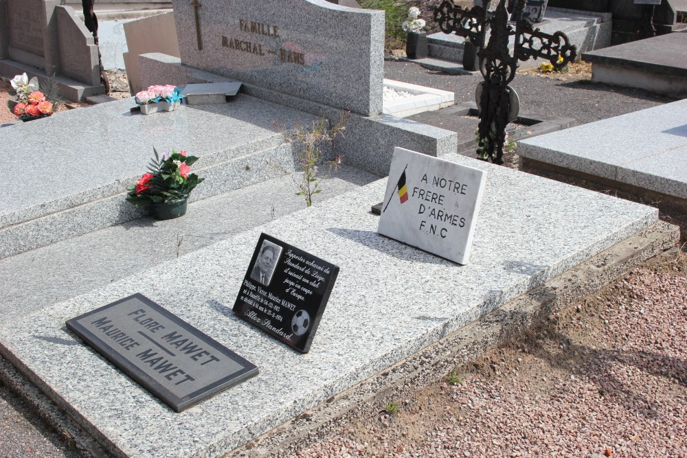 Belgian Graves Veterans Haneffe Churchyard