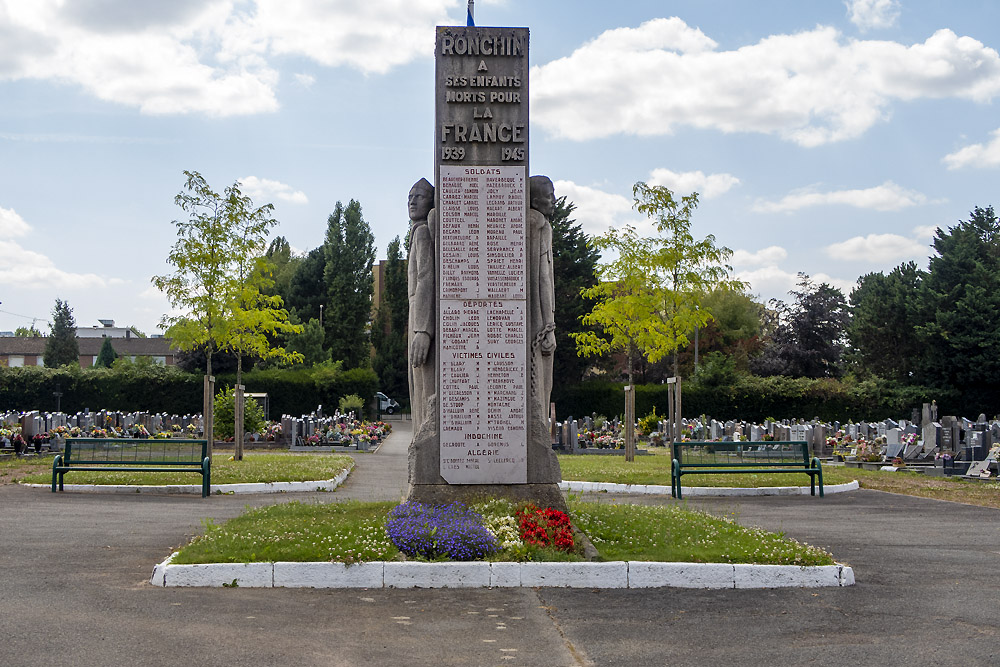 Franse Oorlogsgraven WW2 en Monument Ronchin #4