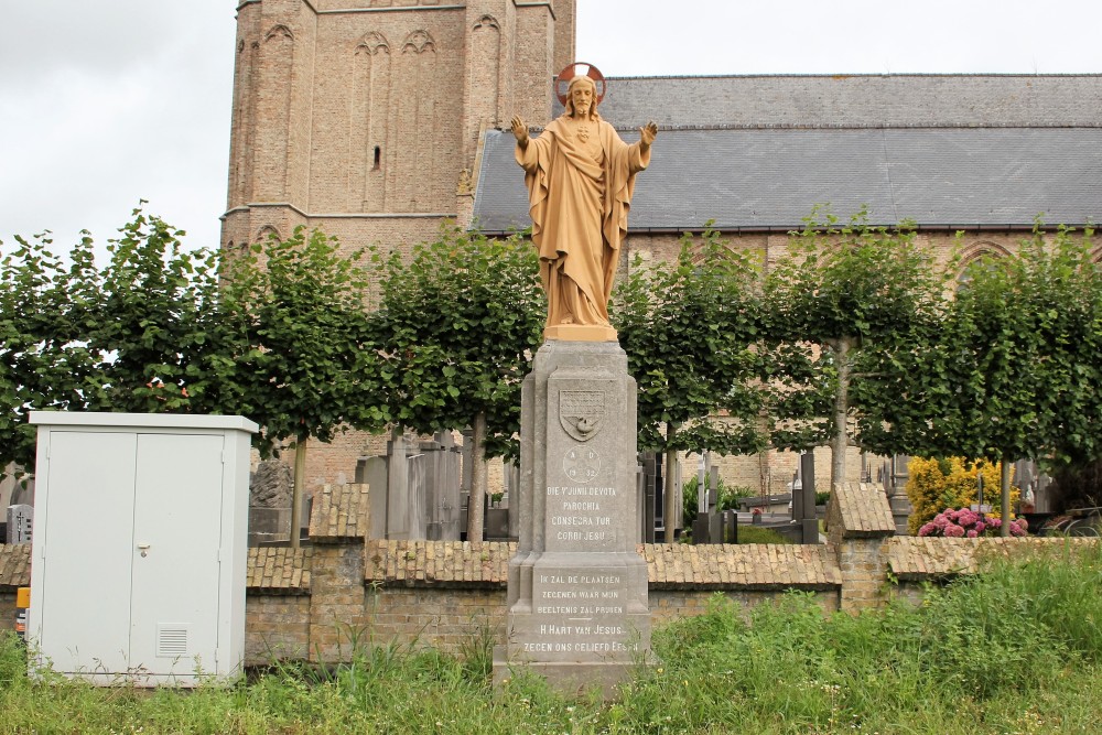 War Memorial - Holy Heart Statue Esen