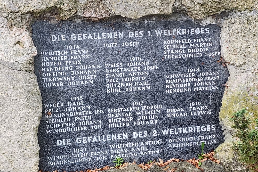 Oorlogsmonument Katzelsdorf #2