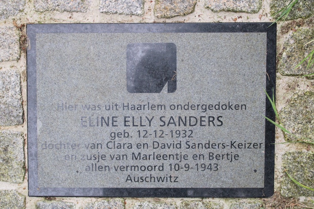 Memorial Stone Vordenseweg 17 #1