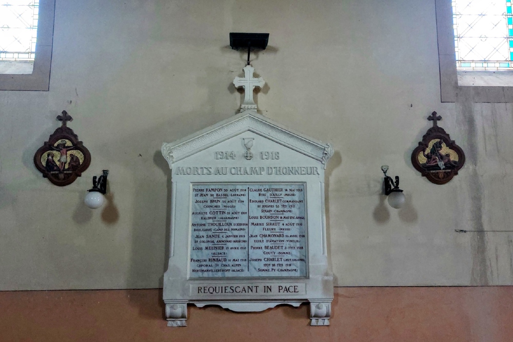 War Memorial glise Saint-Pierre et Saint-Paul de Chnes #1