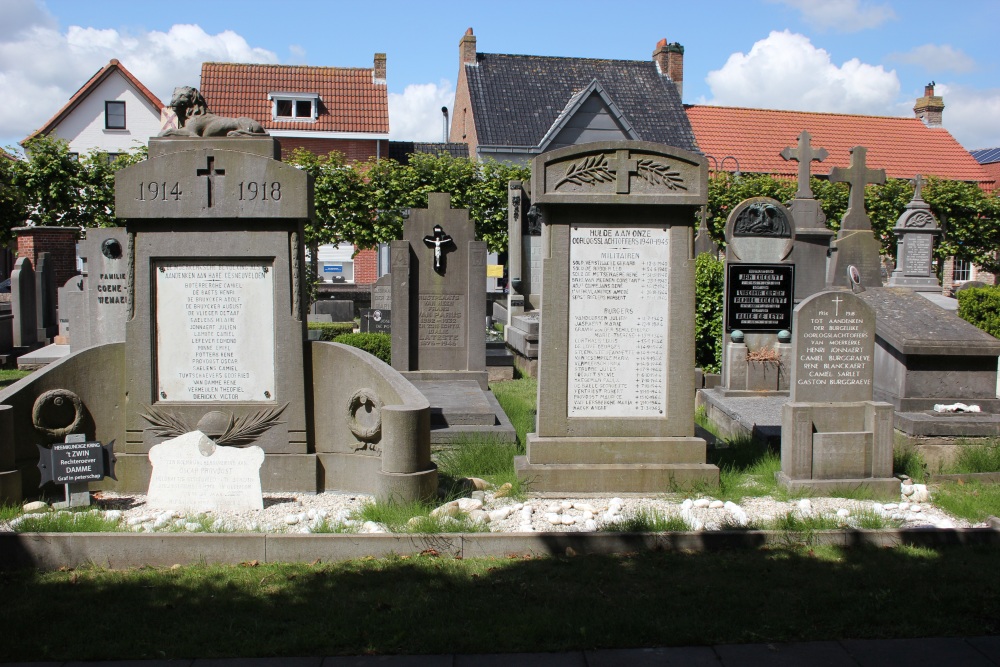 Oorlogsmonumenten Begraafplaats Moerkerke