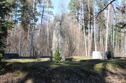 Bajari Latvian War Cemetery (A)