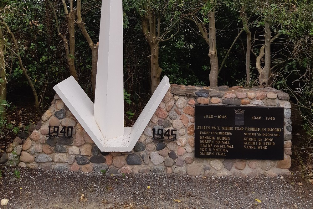 Oorlogsmonument Algemene Begraafplaats Koudum
