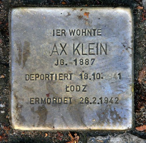 Stolpersteine Golerstrae 19 #2