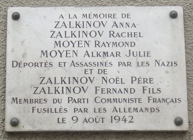 Gedenkteken Omgekomen Bewoners 73 Rue des Amandiers