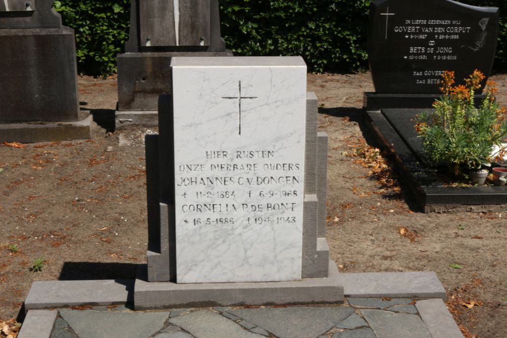 Graves Civilian Victims Catholic Cemetery Hulten