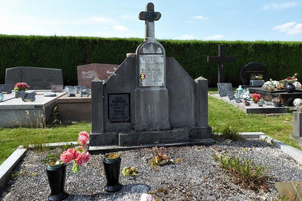 Belgian War Grave Bougnimont