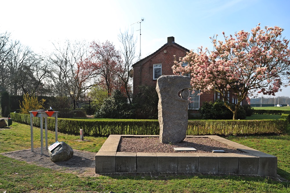 Liberation Memorial Borkel en Schaft