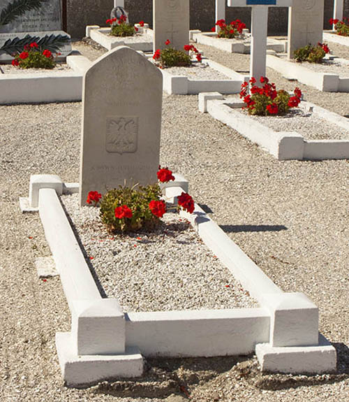 War Cemetery Le Crotoy #4