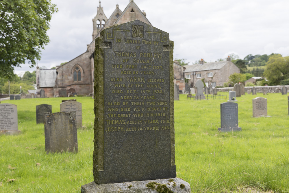 Commonwealth War Grave St. Peter Churchyard #4