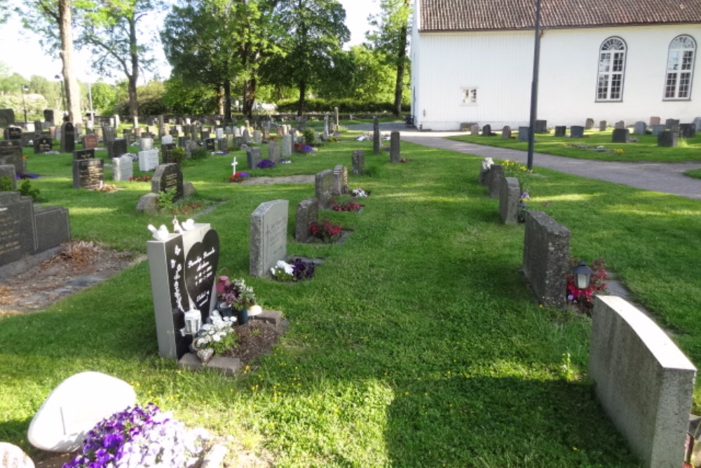Commonwealth War Grave Oddernes Churchyard