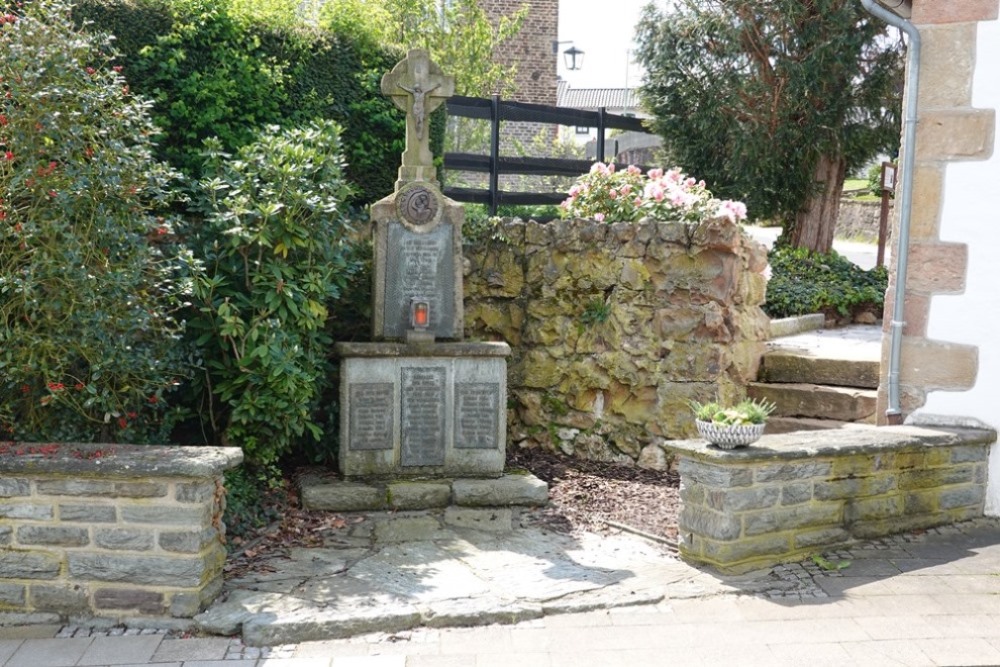 Oorlogsmonument Berzbuir #4