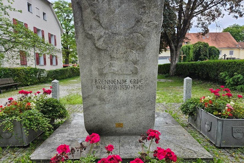 Oorlogsmonument Garching bei Mnchen #3