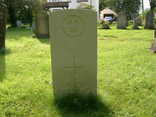 Commonwealth War Grave Lillingstone Lovell Cemetery