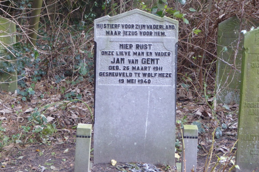 Dutch War Grave Municipal Cemetery Landscroon Weesp
