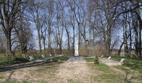 Sovjet Oorlogsbegraafplaats Liepkalni