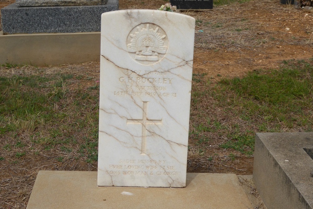 Commonwealth War Graves Tumut Cemetery