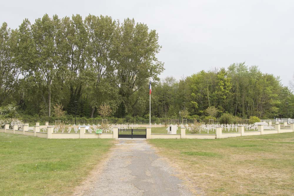 French War Cemetery Fort des Dunes Leffrinckoucke