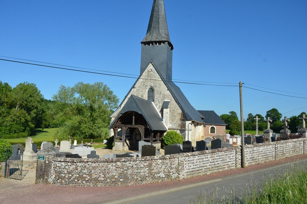 Commonwealth War Graves Fontaine-la-Louvet #2