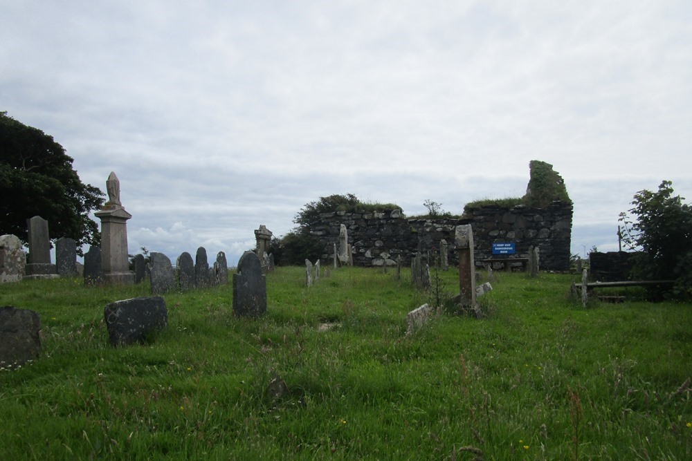 Oorlogsgraf van het Gemenebest Kilchattan Old Churchyard