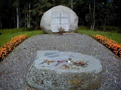 Memorial Latvian Waffen-SS Pienava (B)