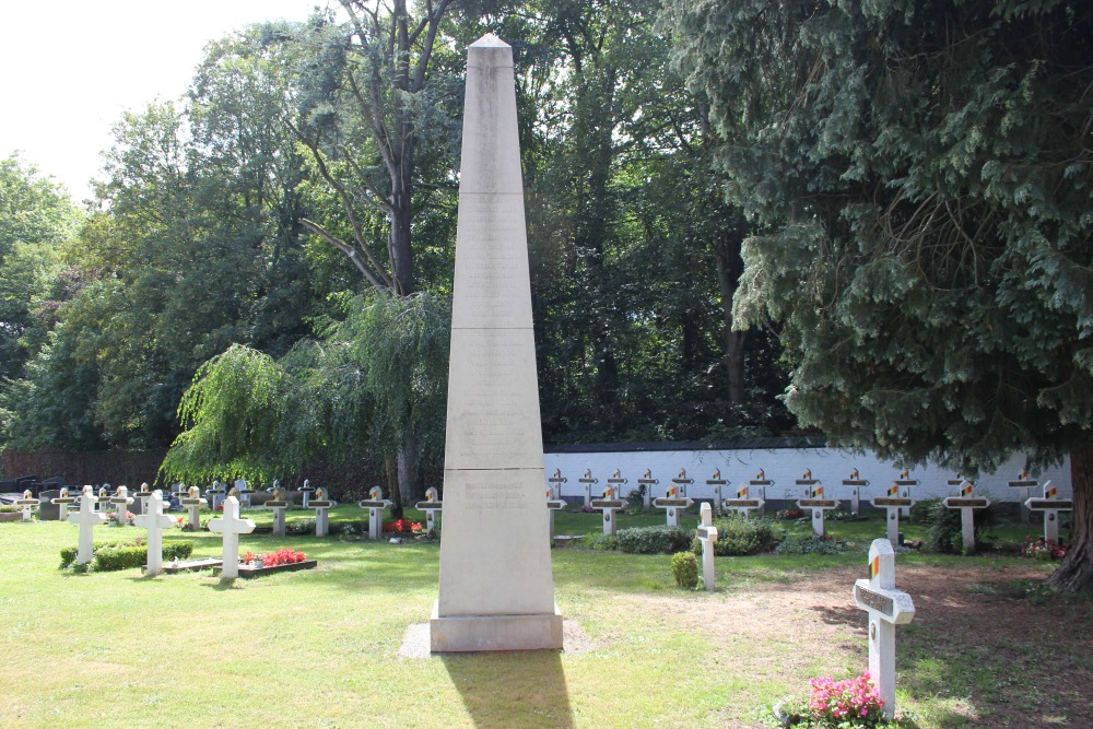 War Memorial Cemetery Loppem