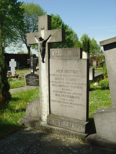 Grave Civilian Municipal Cemetery Engelen