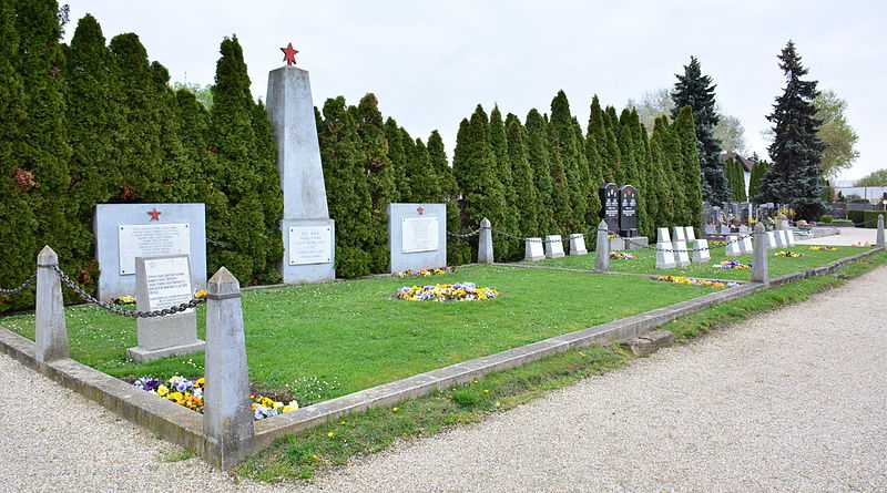 Sovjet Oorlogsgraven Gro-Enzersdorf