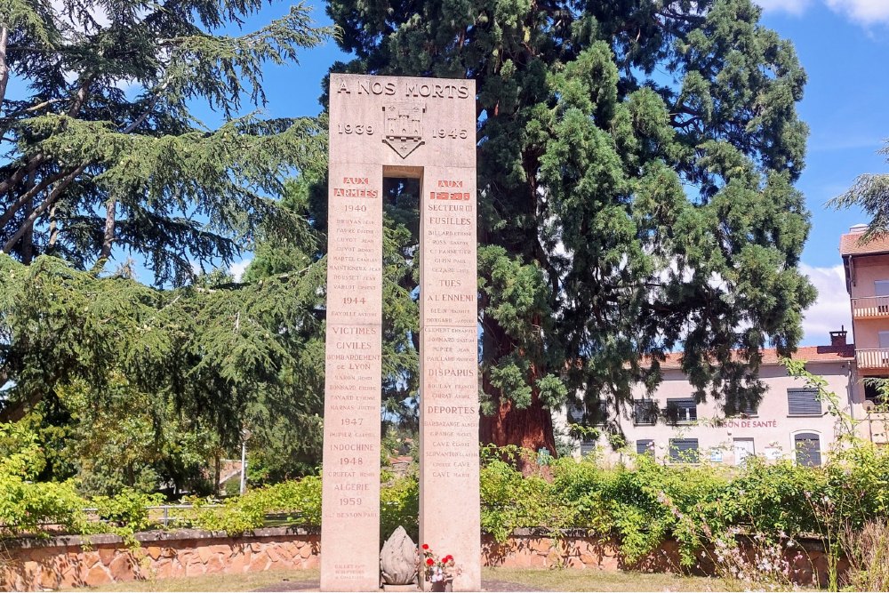 War Memorial Saint-Symphorien-sur-Coise #2