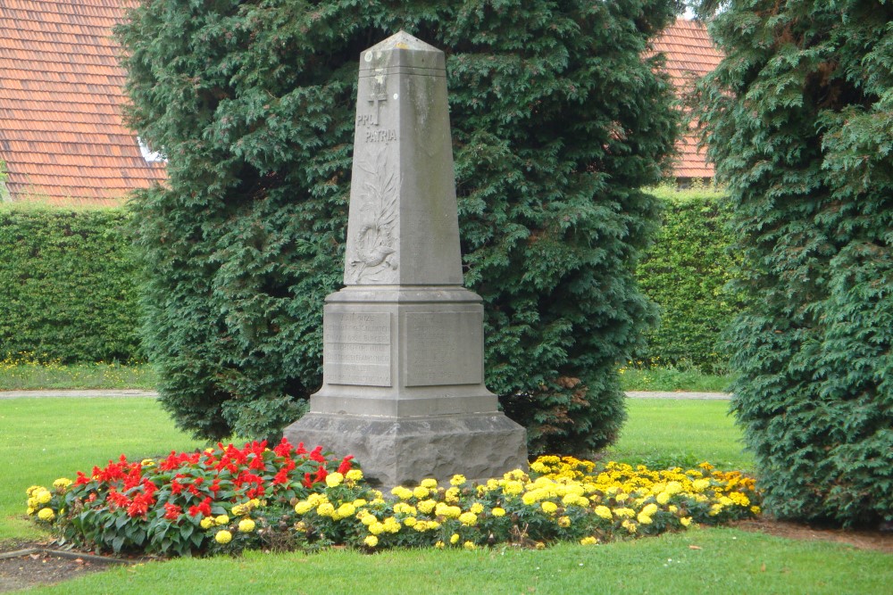 War Memorial Houtem