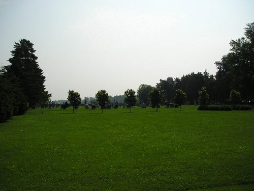 Oorlogsgraf van het Gemenebest Bourget Cemetery #1