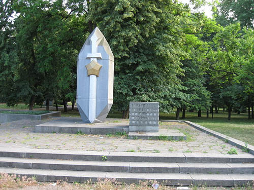 Monument Omgekomen Politiemannen Cherkasy