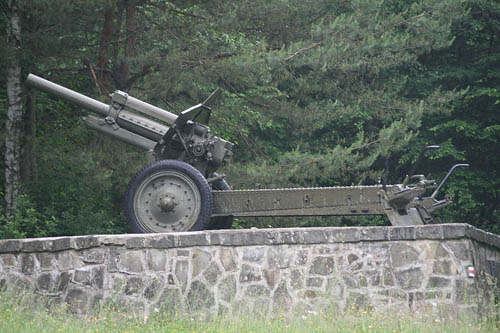 122mm M1938 Houwitser Vyn Komrnik