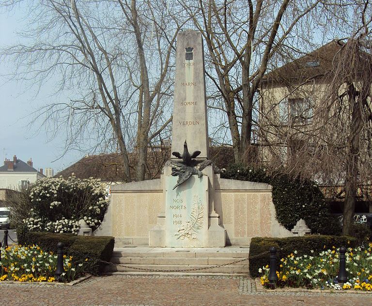 Oorlogsmonument Montereau-Fault-Yonne