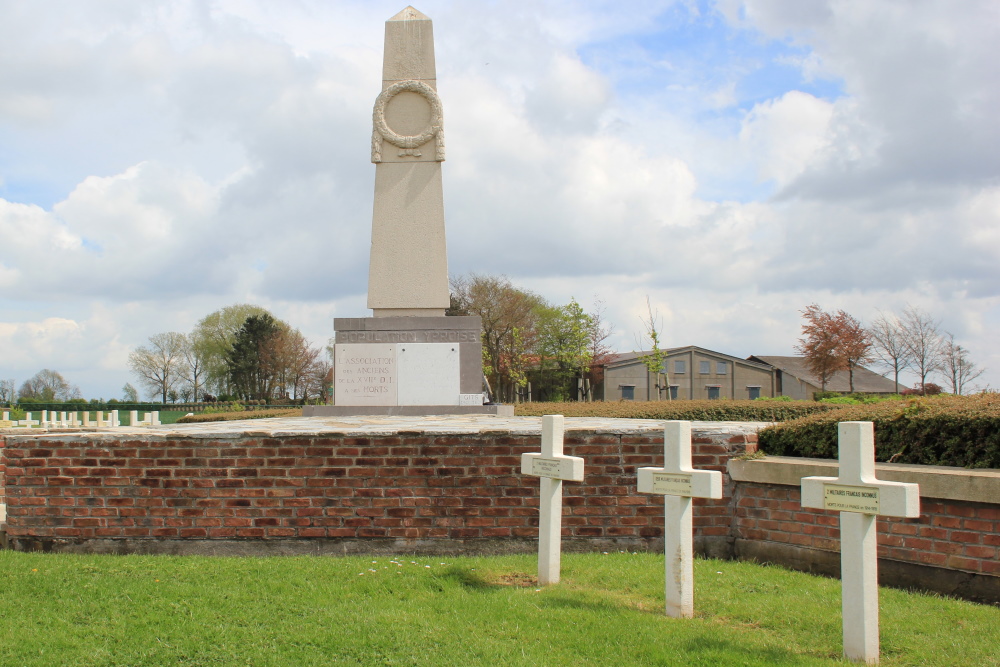 French War Cemetery Saint-Charles de Potyze #4