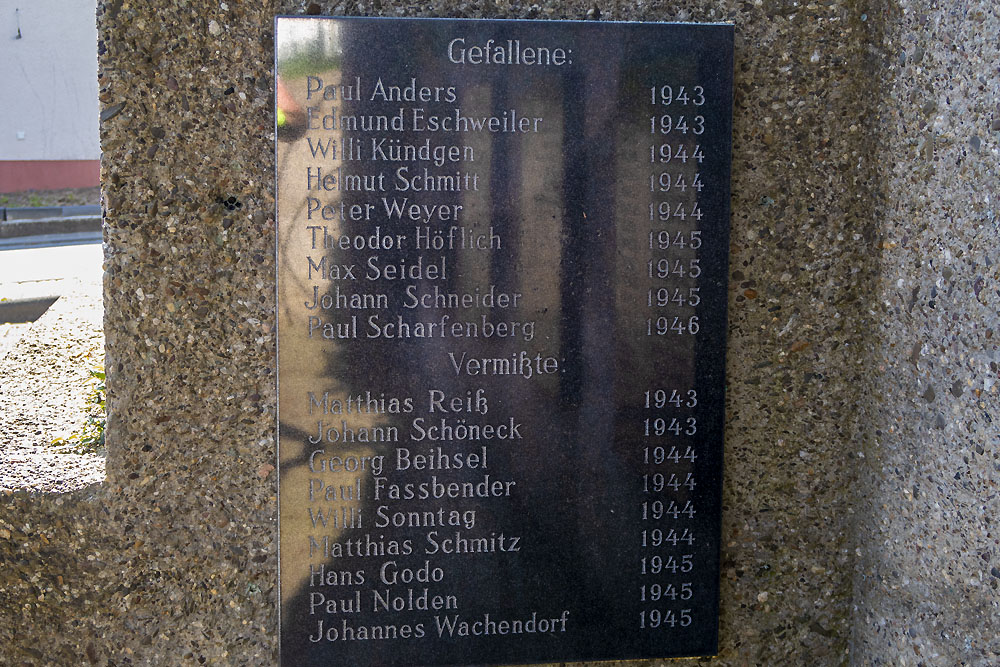 Oorlogsmonument Fritzdorf #4