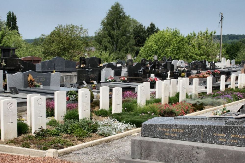Commonwealth War Graves Hesdin