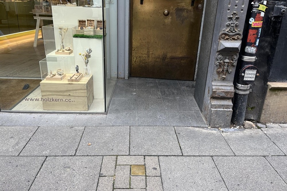 Stolpersteine Ehrenstrae 86 #4